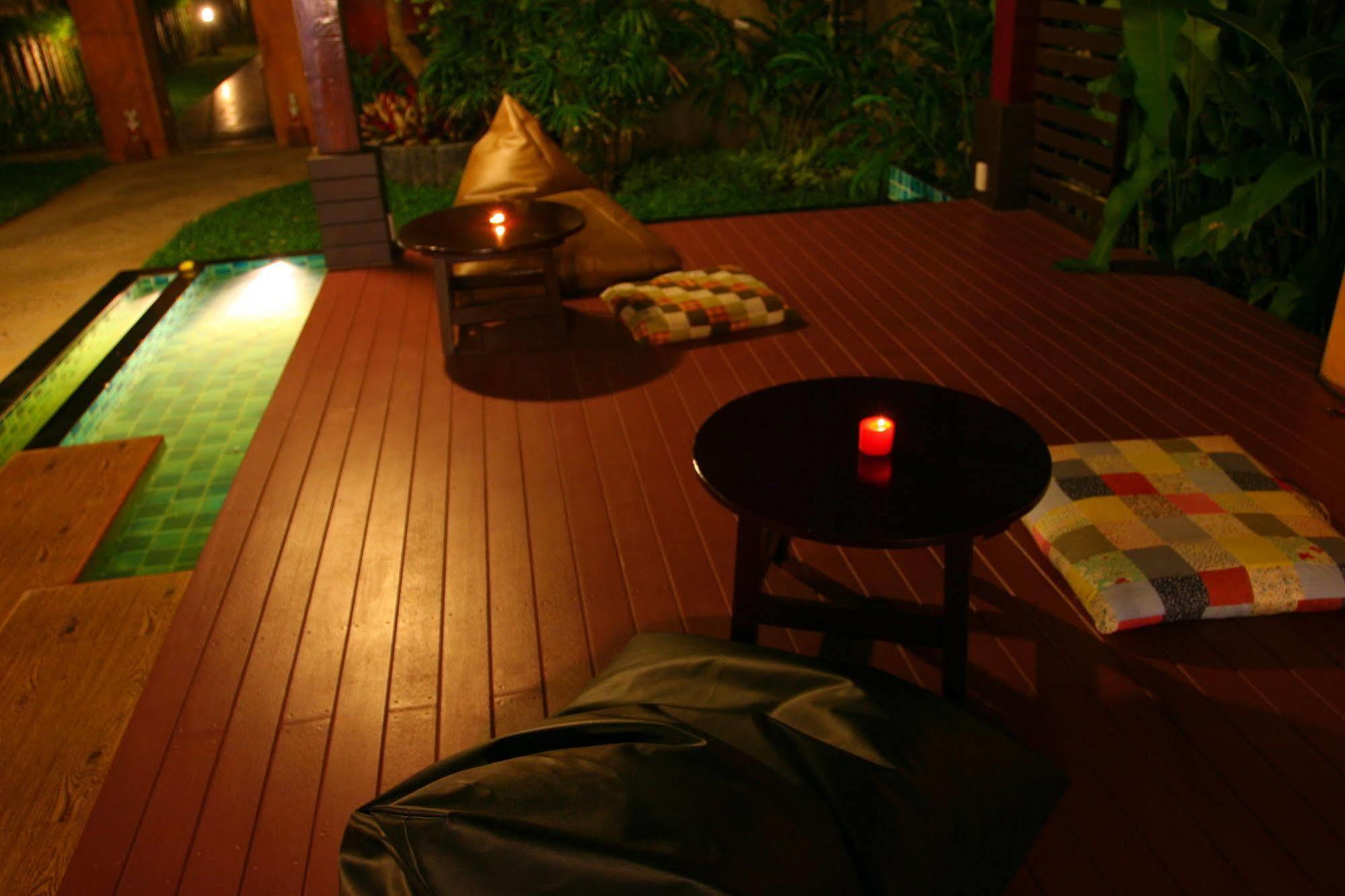 Baan Ma Feung Guesthouse Kanchanaburi Ngoại thất bức ảnh